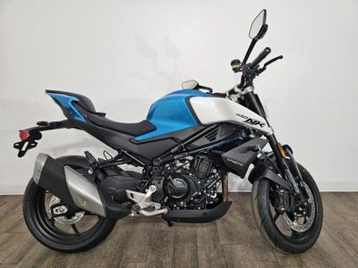 2025 CFMOTO 450NK - Photo 7