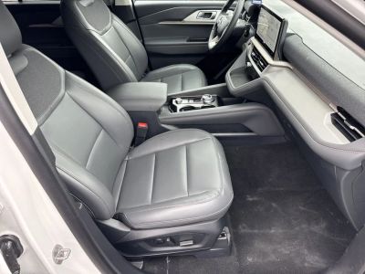 2026 Ford Explorer - Photo 13