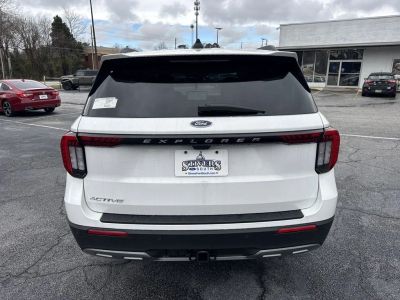 2026 Ford Explorer - Photo 6