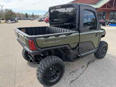 2026 Polaris Ranger XD 1500 NorthStar Mountaineer Edition — interior view