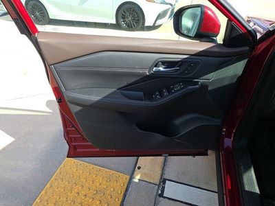 2023 Nissan Rogue - Photo 11