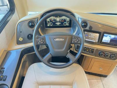 2022 Tiffin ALLEGRO RED - Photo 2