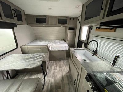 2022 Dutchmen RV Kodiak Cub — photo 18 view