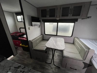 2022 Dutchmen RV Kodiak Cub — photo 7 view