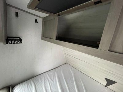 2022 Dutchmen RV Kodiak Cub — photo 11 view