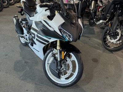 2026 CFMOTO 450SS - Photo 3