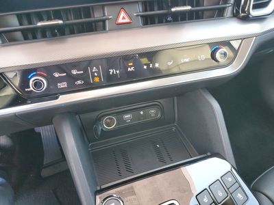 2025 Kia Sportage - Photo 26