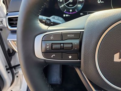 2025 Kia Sportage - Photo 21
