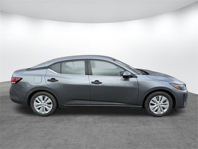 2025 Nissan Sentra - Photo 3