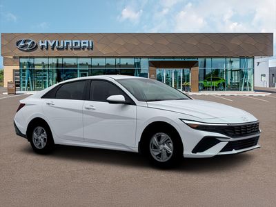 2026 Hyundai Elantra — photo 10 view