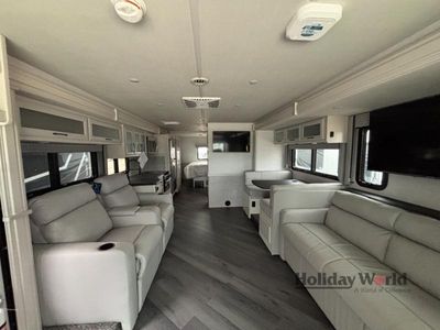 2025 Fleetwood Flex - Photo 3
