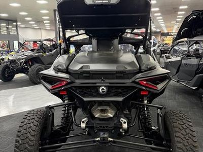 2025 Can-Am Maverick R X RS with Smart-Shox - Photo 3