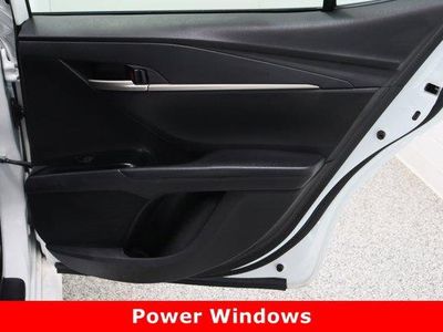 2025 Toyota Camry FWD - Photo 31