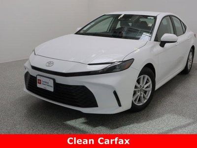 2025 Toyota Camry FWD - Photo 2