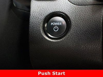 2025 Toyota Camry FWD - Photo 17