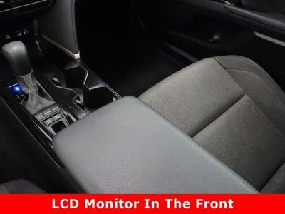 2025 Toyota Camry FWD - Photo 16