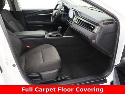 2025 Toyota Camry FWD - Photo 35