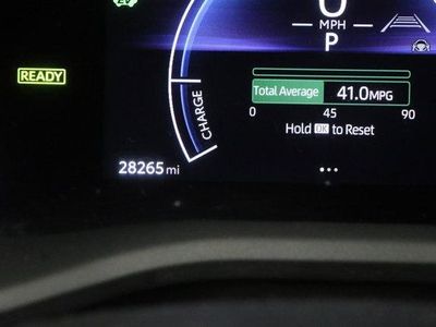 2025 Toyota Camry FWD - Photo 38