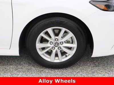 2025 Toyota Camry FWD - Photo 5