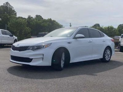 2018 Kia Optima - Photo 8