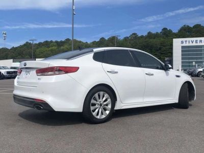 2018 Kia Optima - Photo 3