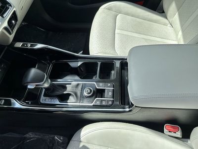 2023 Kia Sorento - Photo 23