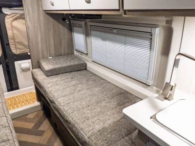 2027 Winnebago TRAVATO — photo 11 view