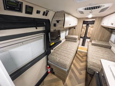2027 Winnebago TRAVATO — photo 12 view