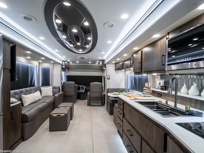 2027 Foretravel Realm Limited FL605 - Photo 2