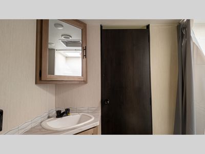 2025 Forest River RV Cherokee Grey Wolf - Photo 25