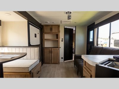 2025 Forest River RV Cherokee Grey Wolf - Photo 33