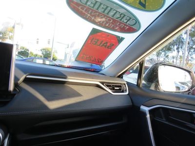 2024 Toyota RAV4 - Photo 28