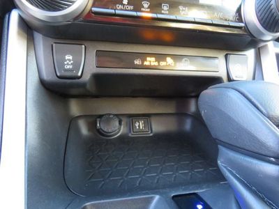 2024 Toyota RAV4 - Photo 25