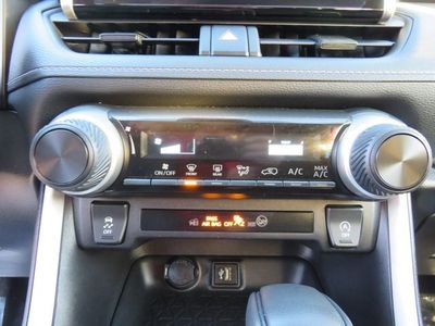 2024 Toyota RAV4 - Photo 26