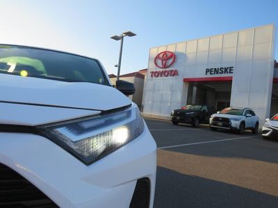 2024 Toyota RAV4 - Photo 4