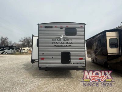 2026 Coachmen RV Catalina Summit Series 8 - Photo 7