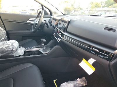 2026 Kia Sportage — photo 32 view