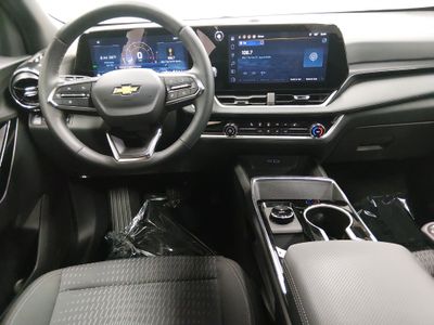 2026 Chevrolet Equinox — photo 12 view