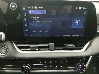 2026 Chevrolet Equinox — photo 13 view
