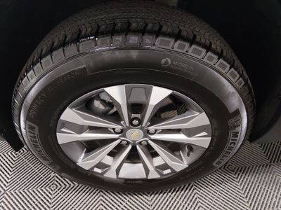 2026 Chevrolet Equinox — photo 10 view