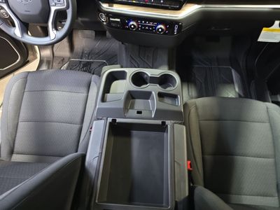 2026 Chevrolet Silverado 1500 - Photo 13