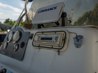 2003 Fishmaster 22 Travis Edition - Photo 20