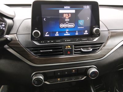 2023 Nissan Altima — photo 13 view