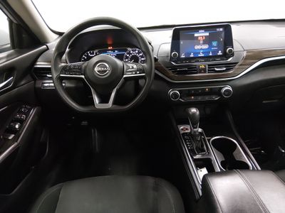 2023 Nissan Altima — photo 12 view