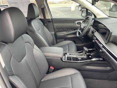 2026 Kia Sorento - Photo 15