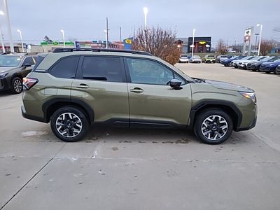 2026 Subaru Forester — photo 9 view