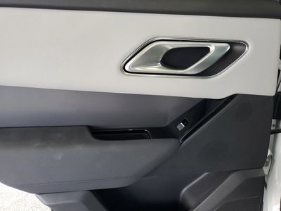 2025 Land Rover Range Rover Velar - Photo 13