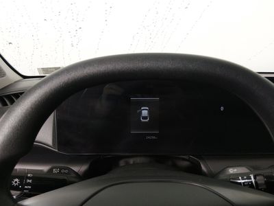 2025 Kia K4 — photo 14 view