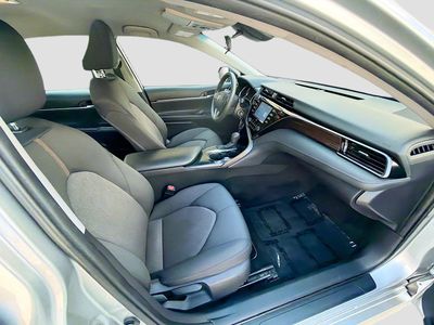 2020 Toyota Camry - Photo 28