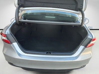 2020 Toyota Camry - Photo 23